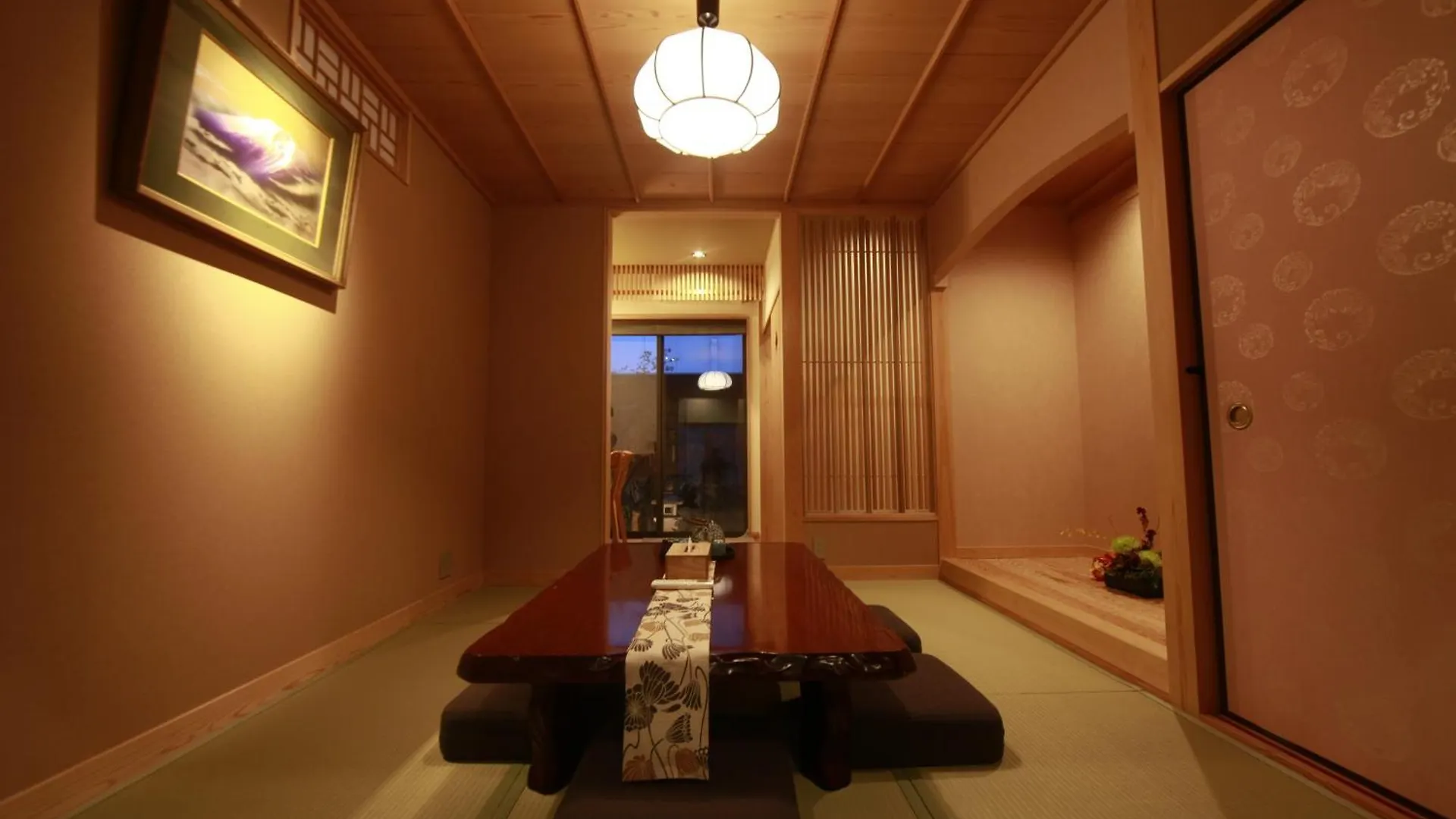 松の峦 Villa Kyoto Japan